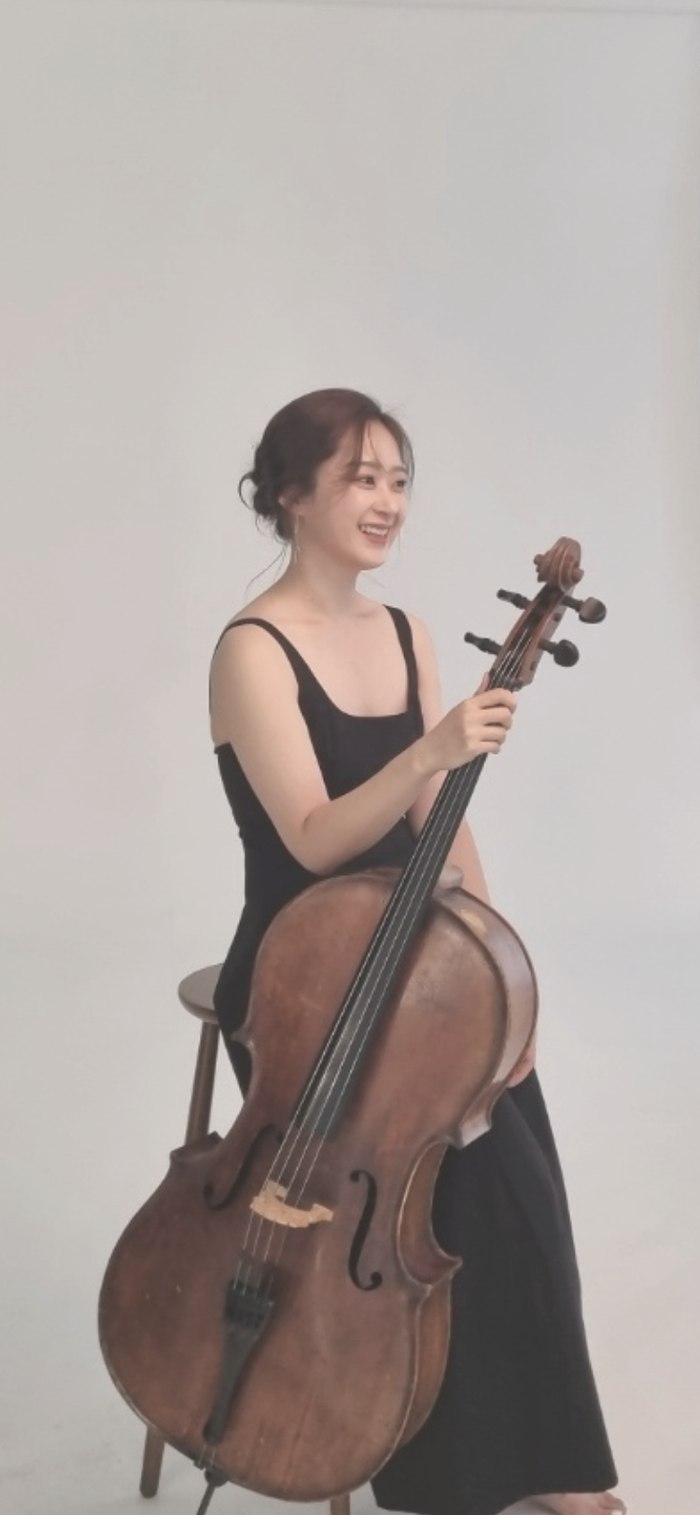 Hailey Yoo